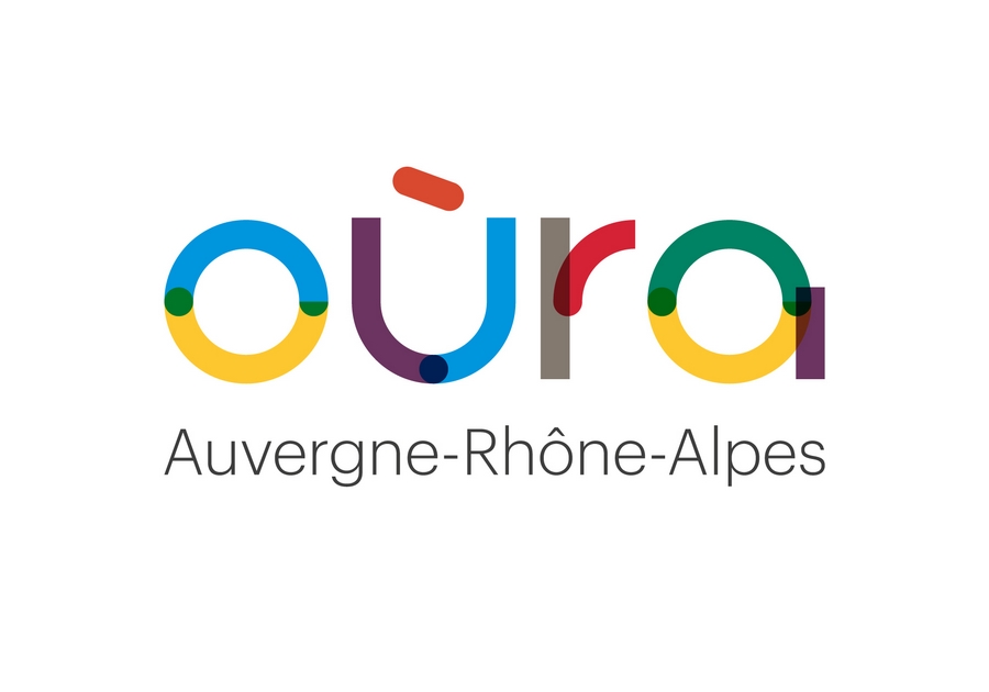 Agrégat de réseaux urbains et interurbains de la région Auvergne-Rhône-Alpes